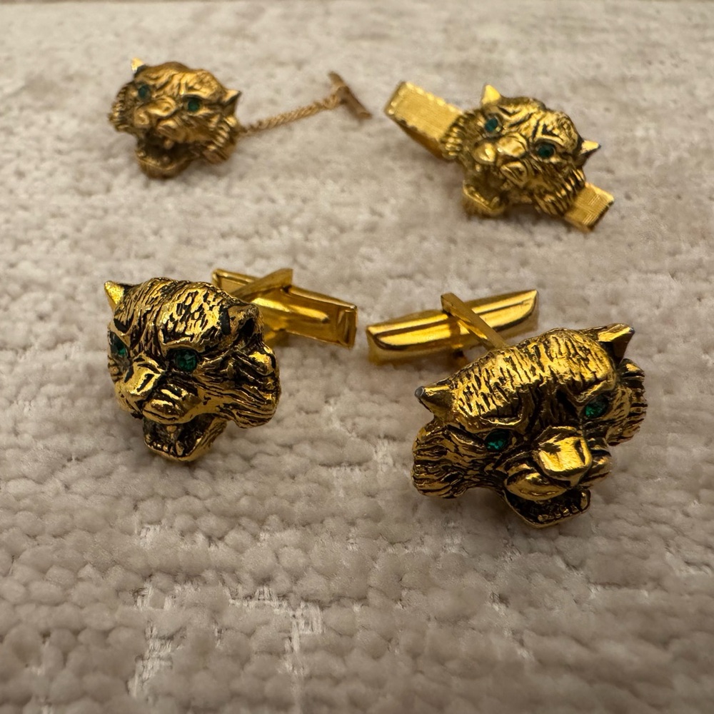 Rare Vintage Judy Lee Gold Tiger cufflinks/tie-clip/tie pin